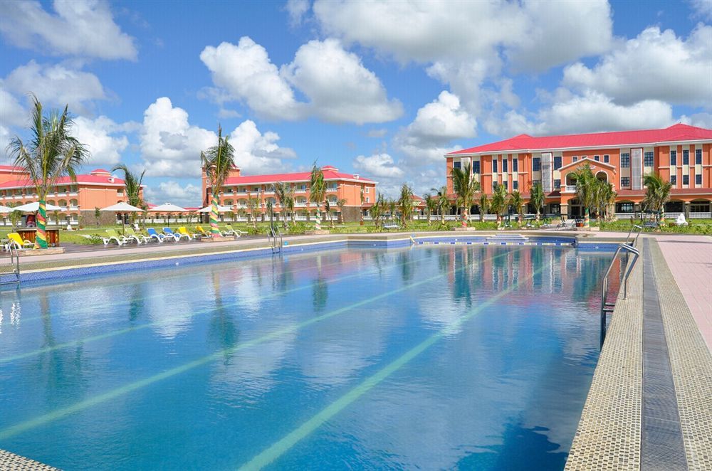 Golden Peacock Resort Hotel Beira Exterior photo