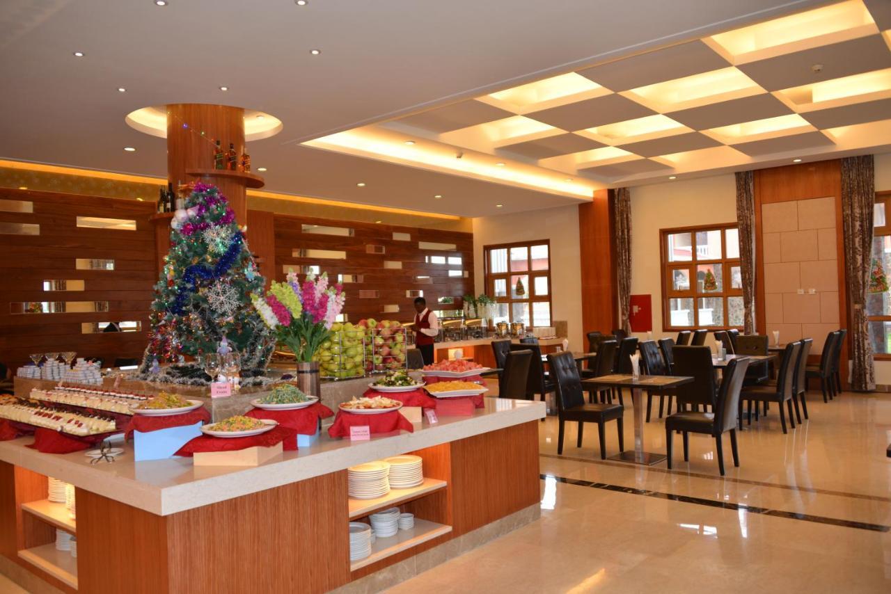 Golden Peacock Resort Hotel Beira Exterior photo